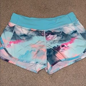 Ivivva tie dye size 14 kids shorts